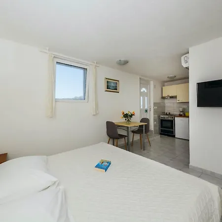 Goreta In - Mittel-dalmatien Ražanj