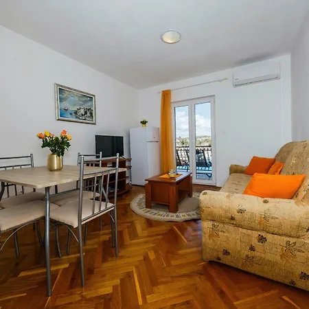 Goreta In - Mittel-dalmatien Gasthof 3*