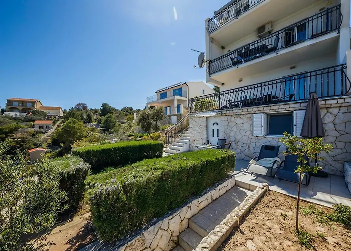 Goreta In - Mittel-dalmatien 3*