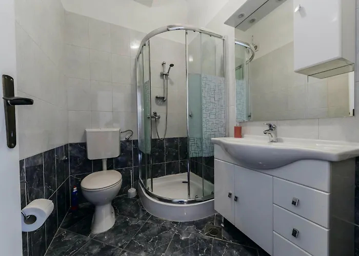 Guest house Goreta In - Mittel-dalmatien Razanj