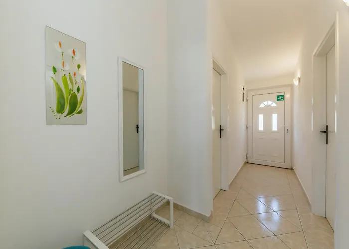 Guest house Goreta In - Mittel-dalmatien 3*